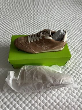 San Edelman Tan Suede Low-Profile Sneaker with Cream
